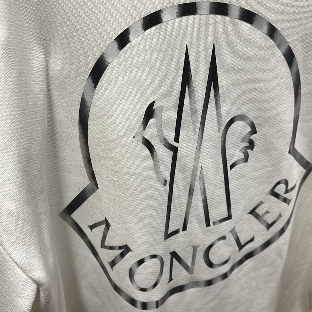 Moncler sweat shirt